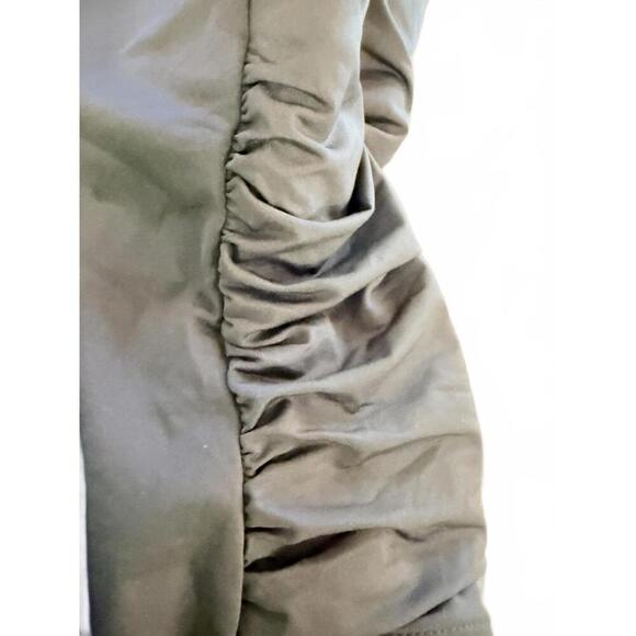 La Blanca Island Godess One Piece Swimsuit NWOT - Picture 10 of 11